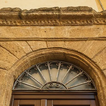 Palazzo Bibirria Alojamento de Acomodação e Pequeno-almoço 3*