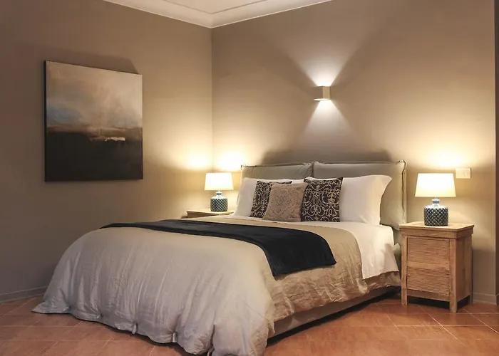 Palazzo Bibirria לינה וארוחת בוקר